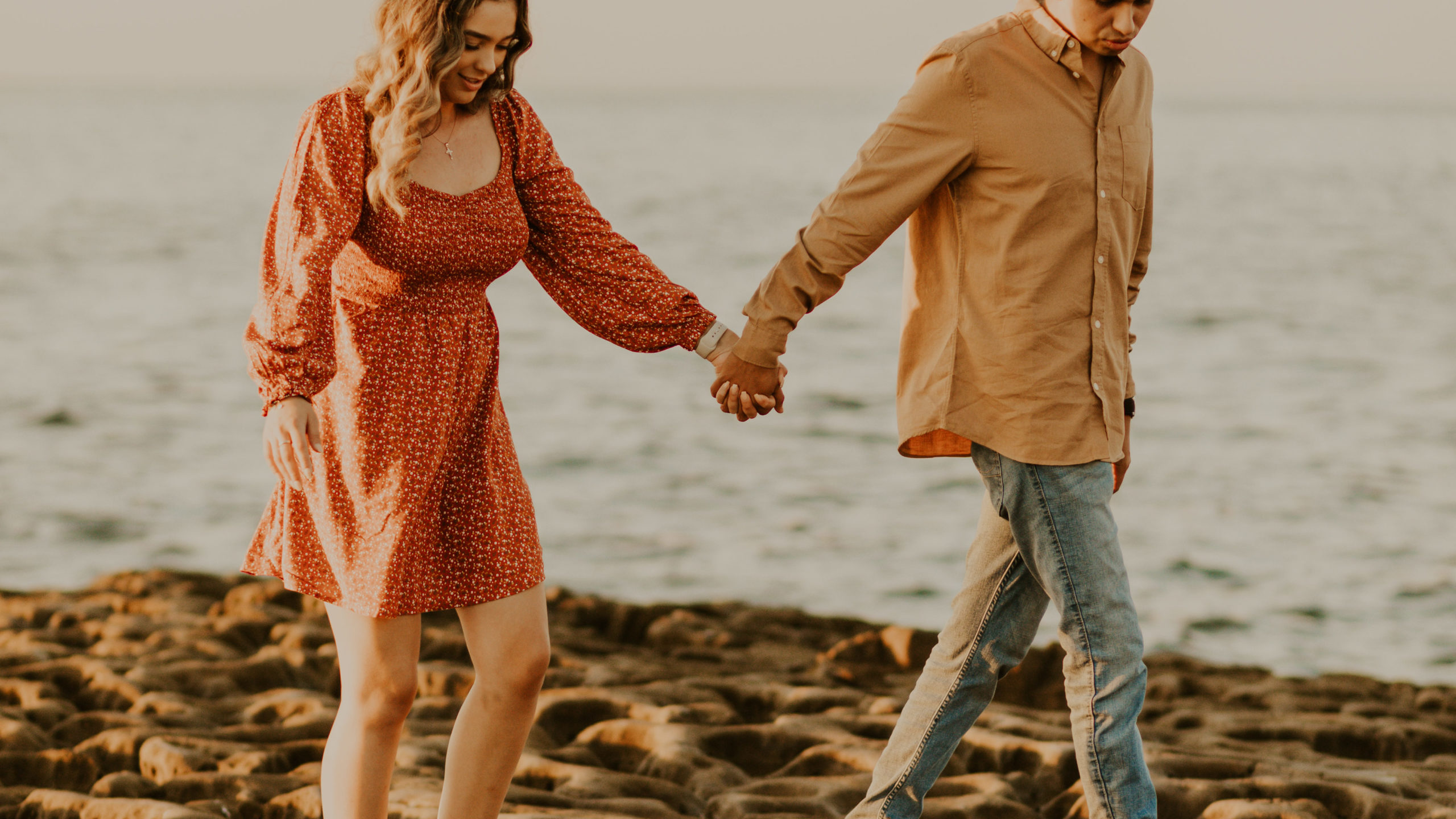 San Diego couple at Sunset Cliffs