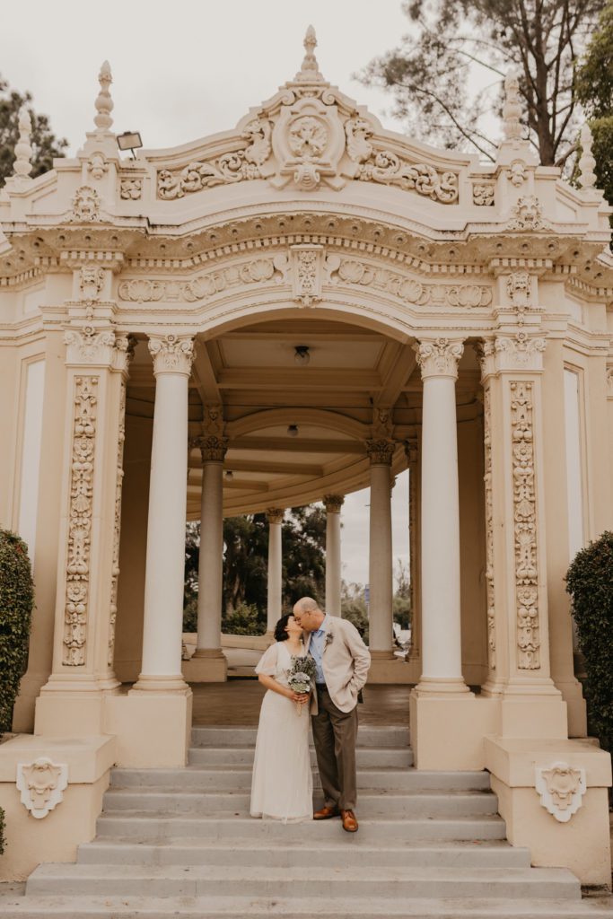 Couple in front of Spreckels Organ Pavilion